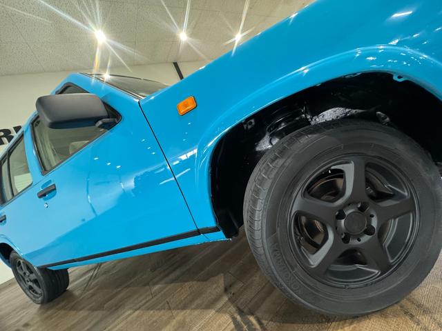 ラシーン タイプＩＩ　■ゆるキャン△ブルー全塗装済み　丸目ヘッドライトカスタム　サンルーフ付き　レザー調シートカバー　ルーフレール　背面カバー　パネルパネル塗装済み（24枚目）
