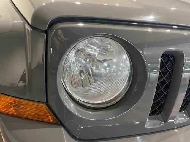 ジープ・パトリオット アルティテュード　■グレーカラー全塗装済み　４ＷＤ車輌　ＲＡＤＩＡＬ　Ｍ／Ｔタイヤ新品　ルーフキャリア付き　純正ホイールマットブラック塗装　サイドカメラ　ナビ　バックカメラ　ＥＴＣ（19枚目）