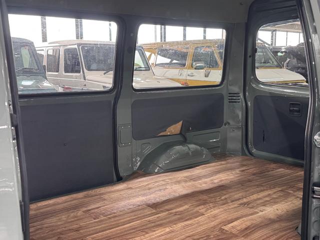 MAZDA BONGO VAN DX