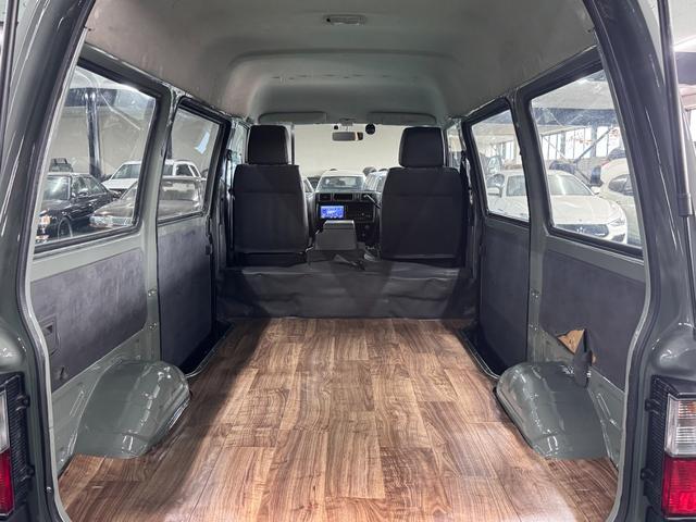 MAZDA BONGO VAN DX