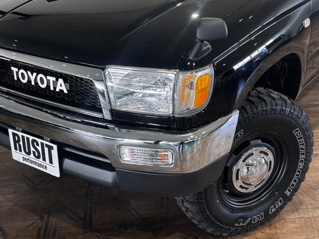 ハイラックスサーフ SSR-X ブラックカラー全塗装済み ナロースタイル 4WD車輌 輸出用ホイール RENEGADE新品タイヤ 前後メッキバンパー ブラウンシートカバー TOYOTAエンブレム(15枚目)