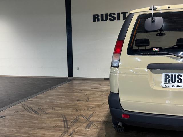 タウンエースバン ＧＬ　サンドベージュ全塗装　角目ヘッドライト　４ＷＤ車両　パナソニックナビ　ＭＡＸＸＩＳ新品ブロックタイヤ　前後バンパーマッドラブラック塗装　スチールホイールマッドブラック塗装　オレンジコーナーレンズ（69枚目）