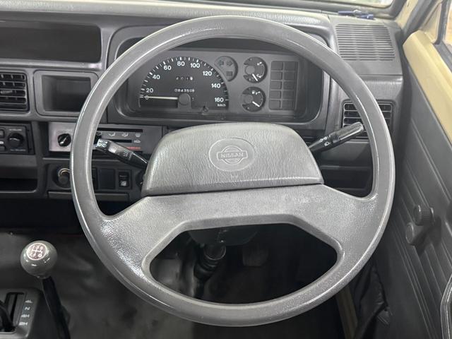 バネットバン サンドベージュ全塗装 4WD 角目ヘッドライト ディーゼル車両 MAXXIS新品ブロックタイヤ 前後バンパーマッドブラック塗装 スチールホイールマッドブラック塗装 オレンジコーナーレンズ(15枚目)