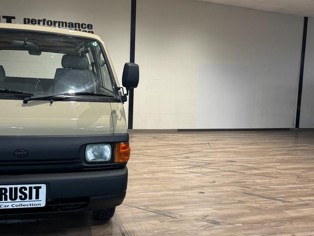 バネットバン サンドベージュ全塗装 4WD 角目ヘッドライト ディーゼル車両 MAXXIS新品ブロックタイヤ 前後バンパーマッドブラック塗装 スチールホイールマッドブラック塗装 オレンジコーナーレンズ(55枚目)