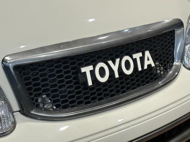 ハイエースワゴン スーパーカスタムG クリームカラー全塗装済み デイトナホイール新品 フルフラット 社外ナビ取付済み 新品ホワイトリボンタイヤ バンパーメッキ調塗装済み カリフォルニアミラー取付済み(59枚目)