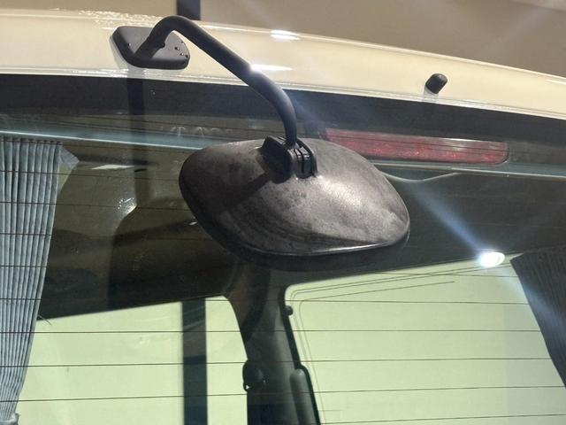 ハイエースワゴン スーパーカスタムG クリームカラー全塗装済み デイトナホイール新品 フルフラット 社外ナビ取付済み 新品ホワイトリボンタイヤ バンパーメッキ調塗装済み カリフォルニアミラー取付済み(68枚目)