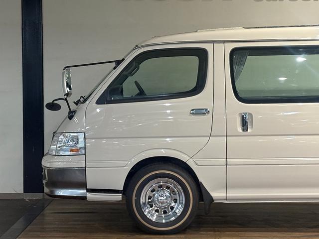 ハイエースワゴン スーパーカスタムG クリームカラー全塗装済み デイトナホイール新品 フルフラット 社外ナビ取付済み 新品ホワイトリボンタイヤ バンパーメッキ調塗装済み カリフォルニアミラー取付済み(72枚目)