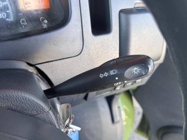 タウンエースバン DX リーフグリーンカラー全塗装済み 4WD車輌 TOYOTAエンブレム TOYOTAステッカー ブラウンシートカバー 14インチAWホイール OPEN COUNTRY R/T新品タイヤ リアヒーター(35枚目)