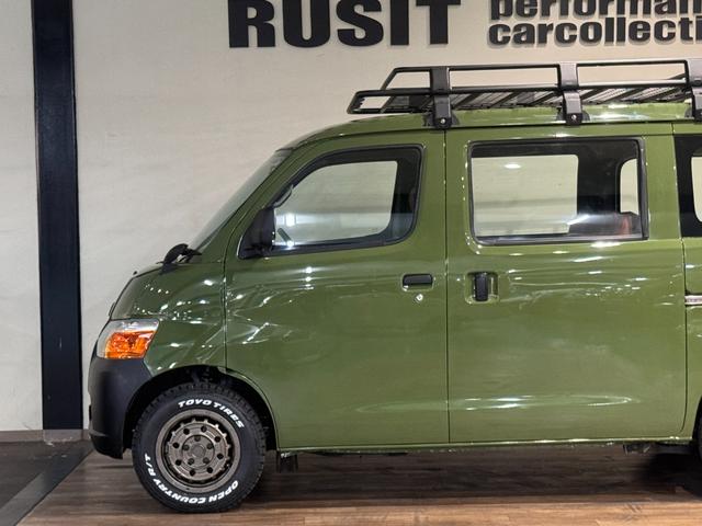 タウンエースバン DX リーフグリーンカラー全塗装済み 4WD車輌 TOYOTAエンブレム TOYOTAステッカー ブラウンシートカバー 14インチAWホイール OPEN COUNTRY R/T新品タイヤ リアヒーター(64枚目)