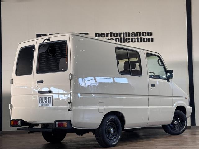 デリボーイ 　クリームカラー全塗装済み　エアコン付き　デイトナホイール　ＮＡＮＫＡＮＧタイヤ　木目調シート　ナルディハンドル　ＡＴ車輌　ＥＴＣ（9枚目）