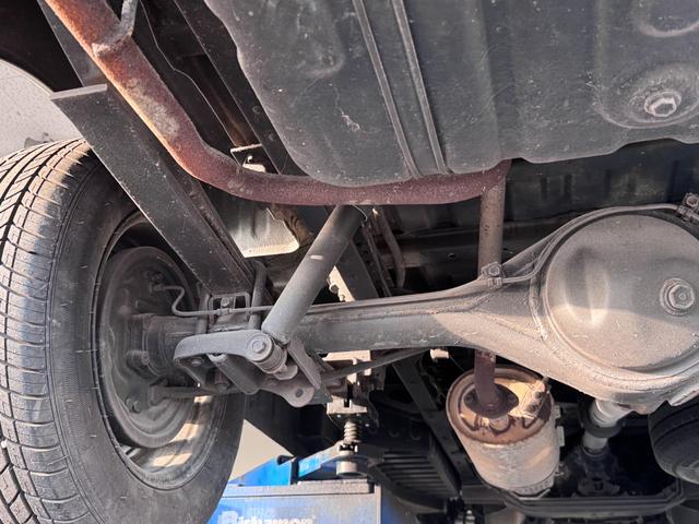 デリボーイ 　クリームカラー全塗装済み　エアコン付き　デイトナホイール　ＮＡＮＫＡＮＧタイヤ　木目調シート　ナルディハンドル　ＡＴ車輌　ＥＴＣ（45枚目）