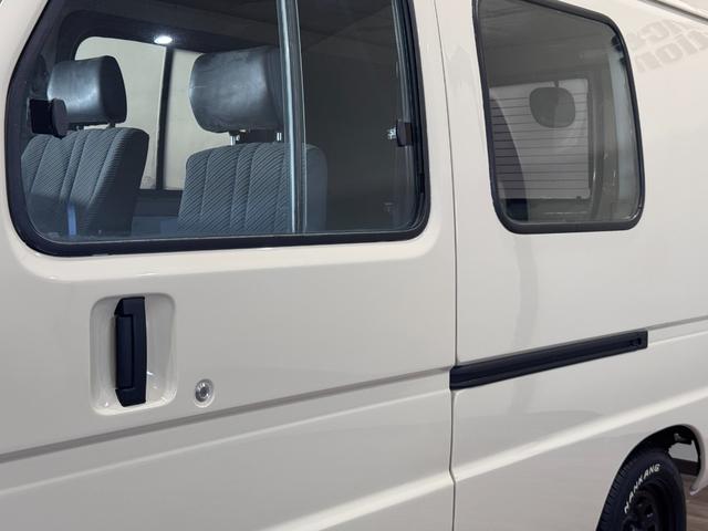 デリボーイ 　クリームカラー全塗装済み　エアコン付き　デイトナホイール　ＮＡＮＫＡＮＧタイヤ　木目調シート　ナルディハンドル　ＡＴ車輌　ＥＴＣ（56枚目）