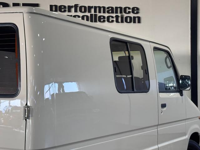 デリボーイ 　クリームカラー全塗装済み　エアコン付き　デイトナホイール　ＮＡＮＫＡＮＧタイヤ　木目調シート　ナルディハンドル　ＡＴ車輌　ＥＴＣ（71枚目）