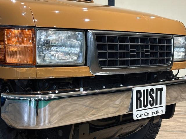 ビッグホーン キャメル ホワイトツートン全塗装済み 4WD車輛 デイトナホイール RENEGADE新品タイヤ 3ナンバー登録車輛 メッキ調ミラー ドアノブ メッキバンパー(50枚目)