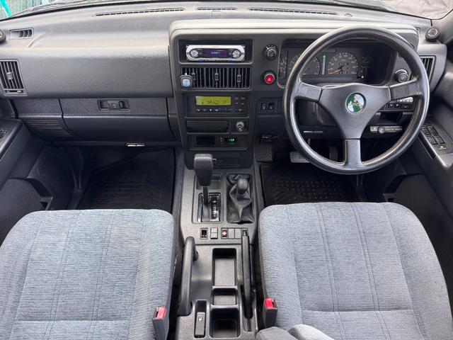 ビッグホーン ハンドリングバイロータスＳＥ　ロング　オリジナルカラー　ＮＯＸ適合車輌　４ＷＤ車輌　デイトナメッキホイール　ＲＥＮＥＧＡＤＥ新品タイヤ　いすゞエンブレム　リアラダー　シートヒーター　タイミングベルト交換済み１１０５５７ｋｍ時点（15枚目）