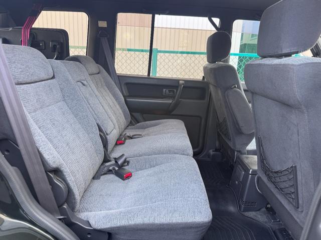 ビッグホーン ハンドリングバイロータスＳＥ　ロング　オリジナルカラー　ＮＯＸ適合車輌　４ＷＤ車輌　デイトナメッキホイール　ＲＥＮＥＧＡＤＥ新品タイヤ　いすゞエンブレム　リアラダー　シートヒーター　タイミングベルト交換済み１１０５５７ｋｍ時点（32枚目）