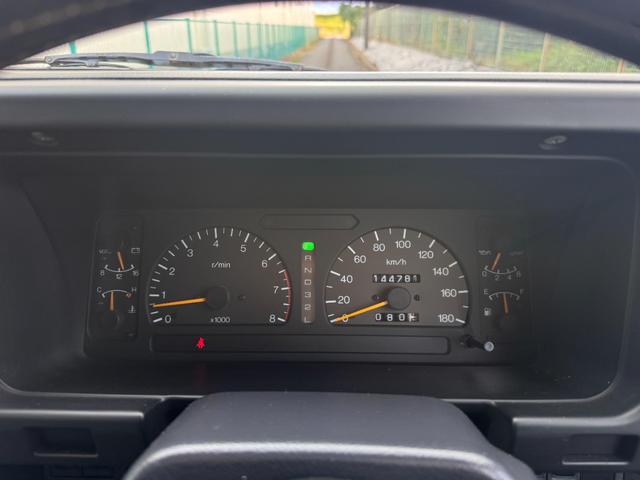 ビッグホーン ハンドリングバイロータスＳＥ　ロング　オリジナルカラー　ＮＯＸ適合車輌　４ＷＤ車輌　デイトナメッキホイール　ＲＥＮＥＧＡＤＥ新品タイヤ　いすゞエンブレム　リアラダー　シートヒーター　タイミングベルト交換済み１１０５５７ｋｍ時点（39枚目）