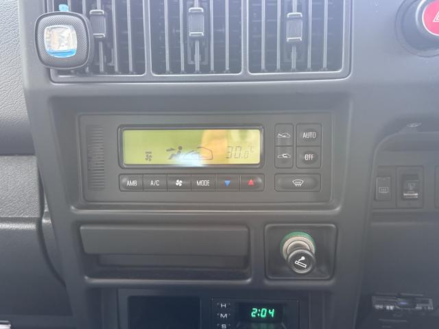 ビッグホーン ハンドリングバイロータスＳＥ　ロング　オリジナルカラー　ＮＯＸ適合車輌　４ＷＤ車輌　デイトナメッキホイール　ＲＥＮＥＧＡＤＥ新品タイヤ　いすゞエンブレム　リアラダー　シートヒーター　タイミングベルト交換済み１１０５５７ｋｍ時点（45枚目）