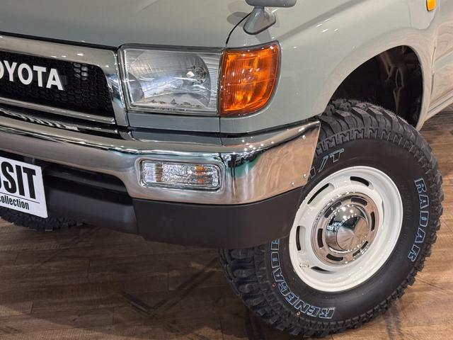 ハイラックスサーフ ＳＳＲ－Ｘ　アーバンカーキホワイトツートン全塗装　４ＷＤ車輛　リフトアップ　ＲＥＮＥＧＡＤＥ新品タイヤ　ＥＴＣ　　オリジナルシートカバー　ドライブレコーダー　ミラー　ドアノブメッキ仕様（43枚目）