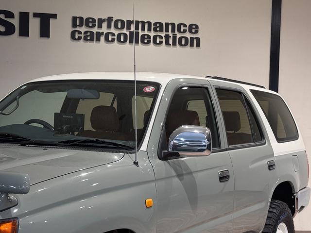 ハイラックスサーフ ＳＳＲ－Ｘ　アーバンカーキホワイトツートン全塗装　４ＷＤ車輛　リフトアップ　ＲＥＮＥＧＡＤＥ新品タイヤ　ＥＴＣ　　オリジナルシートカバー　ドライブレコーダー　ミラー　ドアノブメッキ仕様（44枚目）