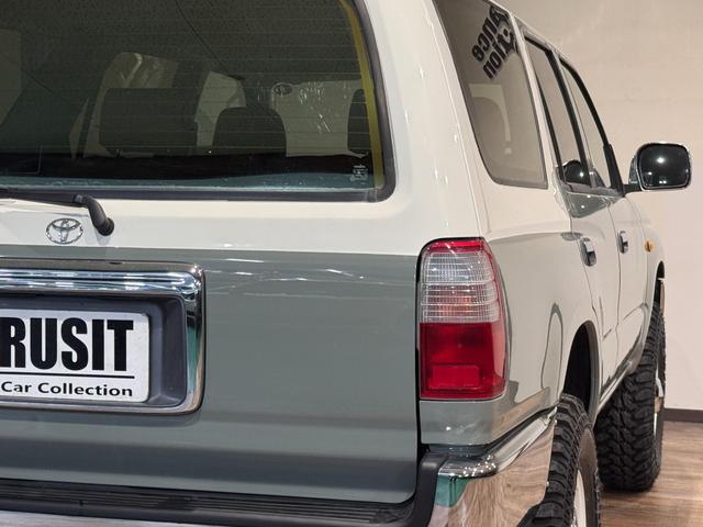 ハイラックスサーフ ＳＳＲ－Ｘ　アーバンカーキホワイトツートン全塗装　４ＷＤ車輛　リフトアップ　ＲＥＮＥＧＡＤＥ新品タイヤ　ＥＴＣ　　オリジナルシートカバー　ドライブレコーダー　ミラー　ドアノブメッキ仕様（65枚目）
