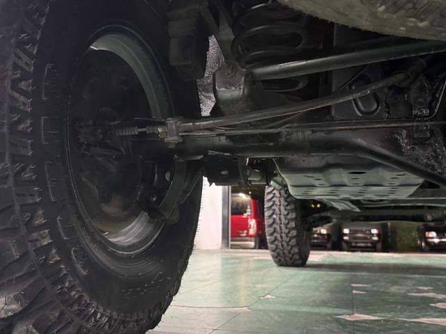 ハイラックスサーフ ＳＳＲ－Ｘ　アーバンカーキホワイトツートン全塗装　４ＷＤ車輛　リフトアップ　ＲＥＮＥＧＡＤＥ新品タイヤ　ＥＴＣ　　オリジナルシートカバー　ドライブレコーダー　ミラー　ドアノブメッキ仕様（74枚目）