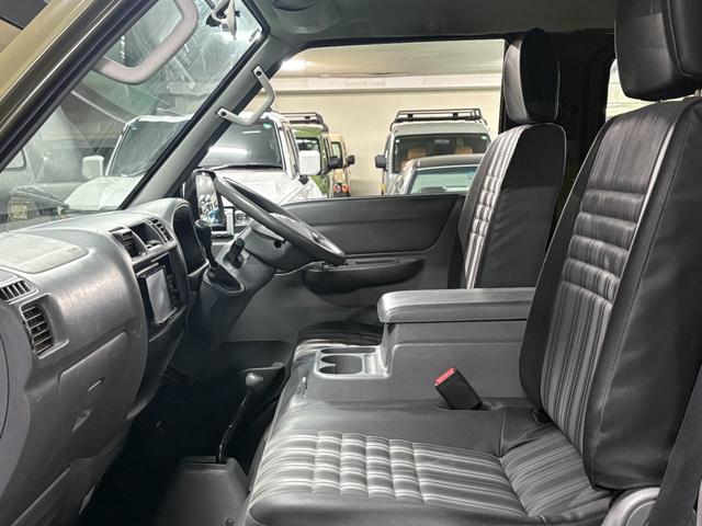 ボンゴバン ＤＸ　イエローオリーブマット全塗装　オリジナル丸目ヘッドライトキット　４ＷＤ車両　ＮＯＸ・ＰＭ法適合車両　オートマ　ルーフラック　ＭＡＸＸＩＳタイヤ　スチールホイール　ハイルーフ車（20枚目）