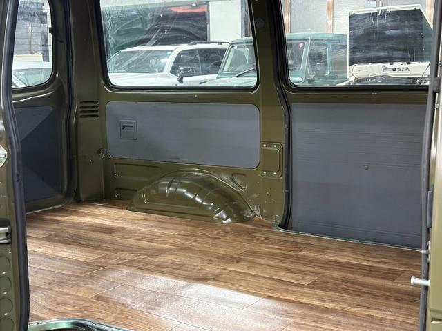 ボンゴバン ＤＸ　イエローオリーブマット全塗装　オリジナル丸目ヘッドライトキット　４ＷＤ車両　ＮＯＸ・ＰＭ法適合車両　オートマ　ルーフラック　ＭＡＸＸＩＳタイヤ　スチールホイール　ハイルーフ車（27枚目）