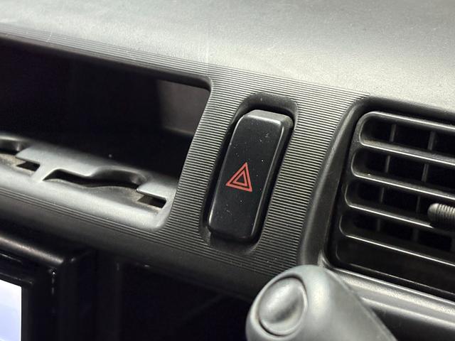 ボンゴバン ＤＸ　イエローオリーブマット全塗装　オリジナル丸目ヘッドライトキット　４ＷＤ車両　ＮＯＸ・ＰＭ法適合車両　オートマ　ルーフラック　ＭＡＸＸＩＳタイヤ　スチールホイール　ハイルーフ車（36枚目）