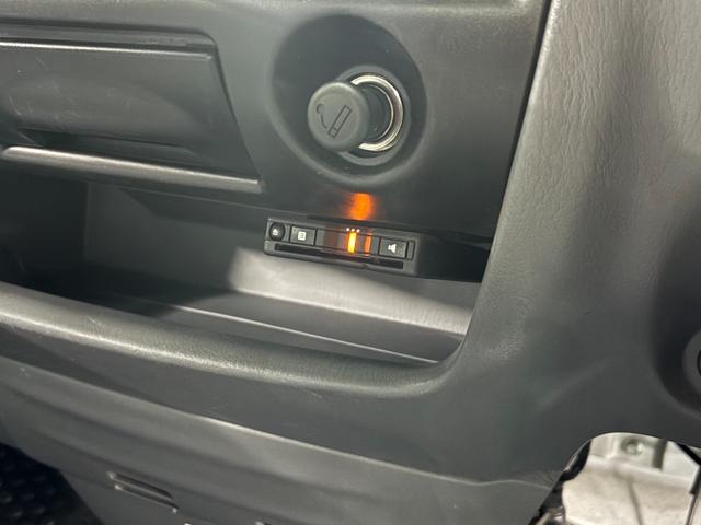 ボンゴバン ＤＸ　イエローオリーブマット全塗装　オリジナル丸目ヘッドライトキット　４ＷＤ車両　ＮＯＸ・ＰＭ法適合車両　オートマ　ルーフラック　ＭＡＸＸＩＳタイヤ　スチールホイール　ハイルーフ車（39枚目）