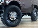 ランドベンチャー　ブラウン全塗装済み　メッキルーフ・キャリア　４ＷＤ　社外グリル　ＴＯＹＯ　ＴＲＡＮＰＡＴＨ　Ｍ／Ｔタイヤ　輸出用ホイール　ＳＵＺＵＫＩエンブレム（13枚目）