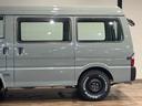ＤＸ　■アーバンカーキカラー全塗装済み　丸目ヘッドライトカスタム　パートタイム４ＷＤ車輌　ＭＡＸＸＩＳ新品タイヤ　鉄チンホイールマットブラック塗装　オレンジコーナーレンズ　木目調シート（34枚目）
