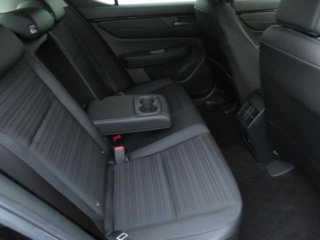 WR-V Z ブラックスタイル ギャザス8インチナビ LEDフォグ(14枚目)