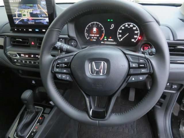 WR-V Z ブラックスタイル ギャザス8インチナビ LEDフォグ(16枚目)