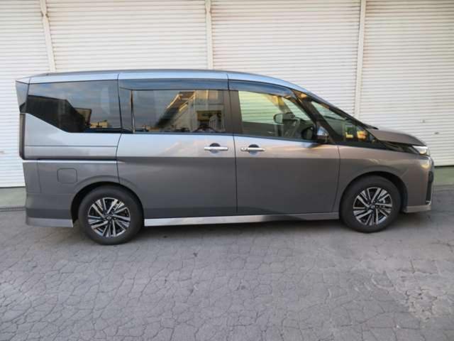 セレナ ｅ－パワー　ハイウェイスターＶ　ドラレコ　ＥＴＣ（4枚目）