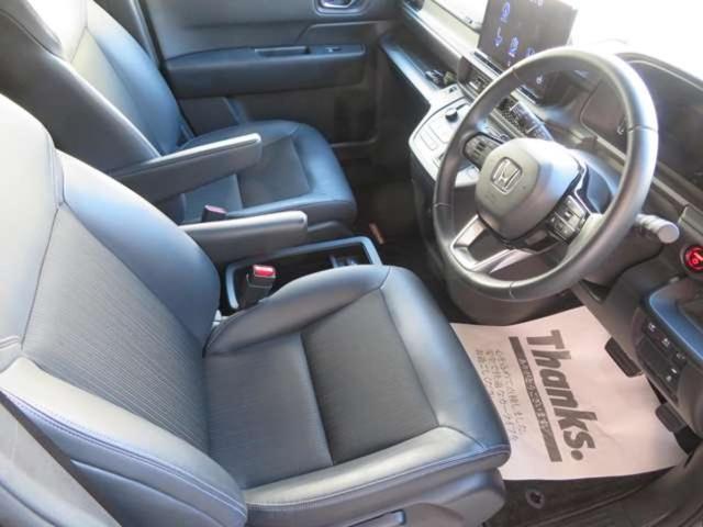 ステップワゴン ｅ：ＨＥＶスパーダ　１１．４インチナビ　ブラインドスポット（11枚目）