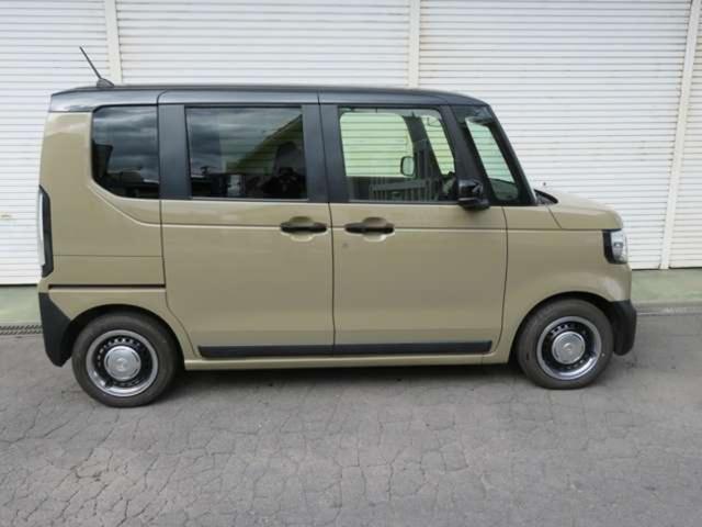 Ｎ－ＢＯＸジョイ ターボ　２トーン　ギャザス９インチナビ（4枚目）