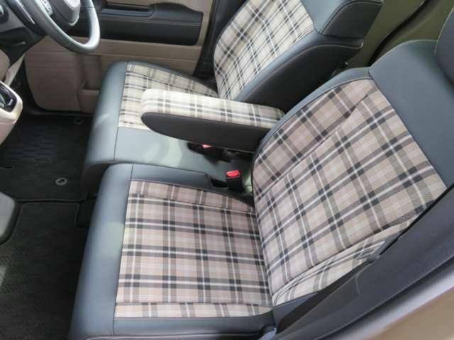 Ｎ－ＢＯＸジョイ ターボ　２トーン　ギャザス９インチナビ（12枚目）