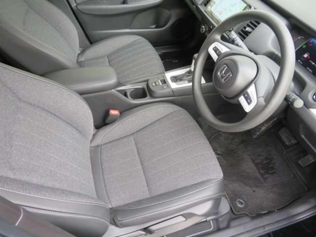 フィット ホーム　ギャザス９インチナビ　バックカメラ（10枚目）