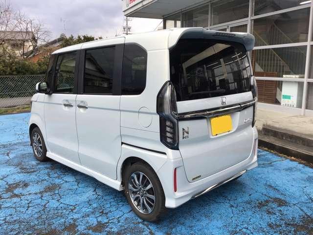 Ｎ－ＢＯＸカスタム Ｌ　新車保証付　ナビ／ＴＶ／ＢＴ／カメラ　Ｒ４年式　走行９．９６３ｋｍ　新車保証付ＳＥＮＳＩＮＧ　８エアバッグ　ナビ／ＴＶ／ブルトゥース／リアカメラ　シートヒーター　電動スライドドア（4枚目）