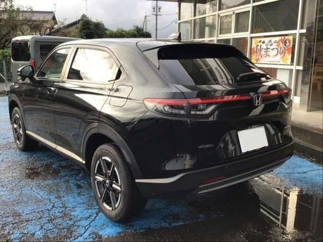 ヴェゼル ｅ：ＨＥＶ　Ｘ　ワンオーナー　ＳＥＮＳＩＮＧ　８エアバッグ　ワンオーナー　走行１１．９１３ｋｍ　ＳＥＮＳＩＮＧ　８エアバッグ　ナビ／ＴＶ／ブルートゥース／リアカメラ　２．０ＥＴＣ　ワイヤレス充電　新車保証付（4枚目）