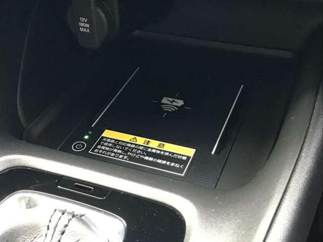 ヴェゼル ｅ：ＨＥＶ　Ｘ　ワンオーナー　ＳＥＮＳＩＮＧ　８エアバッグ　ワンオーナー　走行１１．９１３ｋｍ　ＳＥＮＳＩＮＧ　８エアバッグ　ナビ／ＴＶ／ブルートゥース／リアカメラ　２．０ＥＴＣ　ワイヤレス充電　新車保証付（19枚目）