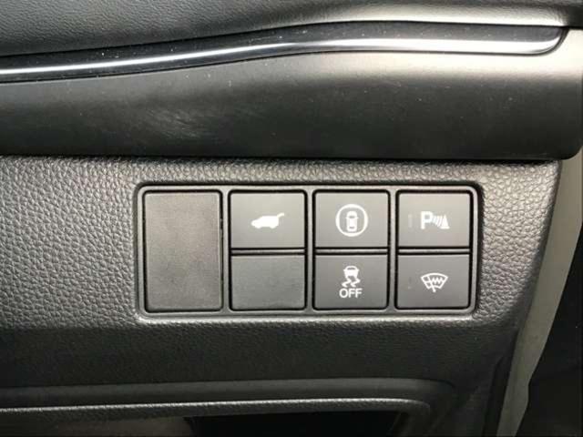 ヴェゼル e:HEV Z ワンオーナー F/Rドラレコ ETC ワンオーナー 走行18.805km ナビ/TV/ブルートゥース/リアカメラ F/Rドラレコ シートヒーター ステアリングヒーター ETC 新車保証付(18枚目)