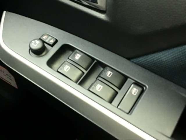 トール カスタムＧ　ターボ　ワンオーナー　ターボエンジン　ワンオーナー　走行２５．６００ｋｍ　ターボエンジン　スマートアシスト　ナビ／ＴＶ／ブルートゥース／パノラマモニター　両側電動ドア　ドラレコ　ＥＴＣ　１年保証付（19枚目）