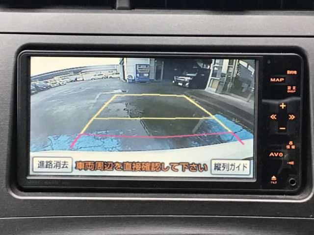 プリウス Ｓ　ワンオーナー　ナビ／リアカメラ　８エアバッグ　ＥＴＣ　ワンオーナー　走行４６．８０６ｋｍ　ナビ／リアカメラ　８エアバッグ　前後ドライブレコーダー　ＥＴＣ　車検整備／５．０００ｋｍ保証付（13枚目）