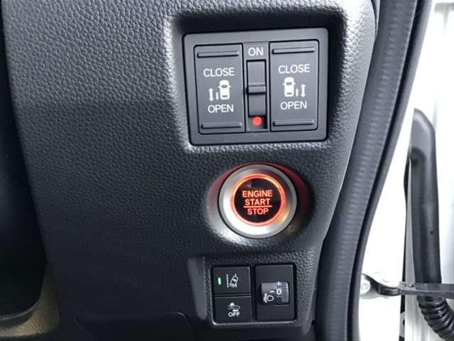 N-BOXカスタム L・ターボコーディネートスタイル 8エアバッグ 両側電動ドア ターボエンジン 8エアバッグ ナビ/TV/ブルートゥース/リアカメラ 両側電動ドア ドラレコ ETC ワンオーナー ホワイト/ブラックツートンカラー 車検整備/1年保証付(18枚目)