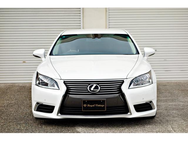ＬＳ ＬＳ４６０　バージョンＣ　カスタム車輛　新品ＷＯＲＫシュヴァートＳＧ１ブラックカットクリア２０インチアルミ　新品エアサスコントローラー　黒革シート　パワーシート　シートクーラー　純正ナビ　クルーズコントロール　ドラレコ（3枚目）