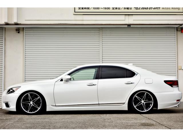 ＬＳ ＬＳ４６０　バージョンＣ　カスタム車輛　新品ＷＯＲＫシュヴァートＳＧ１ブラックカットクリア２０インチアルミ　新品エアサスコントローラー　黒革シート　パワーシート　シートクーラー　純正ナビ　クルーズコントロール　ドラレコ（19枚目）