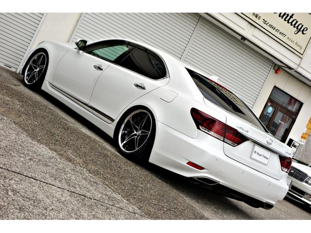 ＬＳ ＬＳ４６０　バージョンＣ　カスタム車輛　新品ＷＯＲＫシュヴァートＳＧ１ブラックカットクリア２０インチアルミ　新品エアサスコントローラー　黒革シート　パワーシート　シートクーラー　純正ナビ　クルーズコントロール　ドラレコ（26枚目）