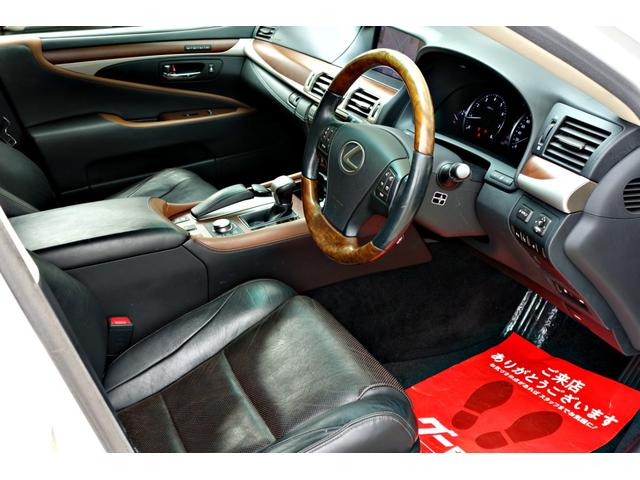 ＬＳ ＬＳ４６０　バージョンＣ　カスタム車輛　新品ＷＯＲＫシュヴァートＳＧ１ブラックカットクリア２０インチアルミ　新品エアサスコントローラー　黒革シート　パワーシート　シートクーラー　純正ナビ　クルーズコントロール　ドラレコ（35枚目）